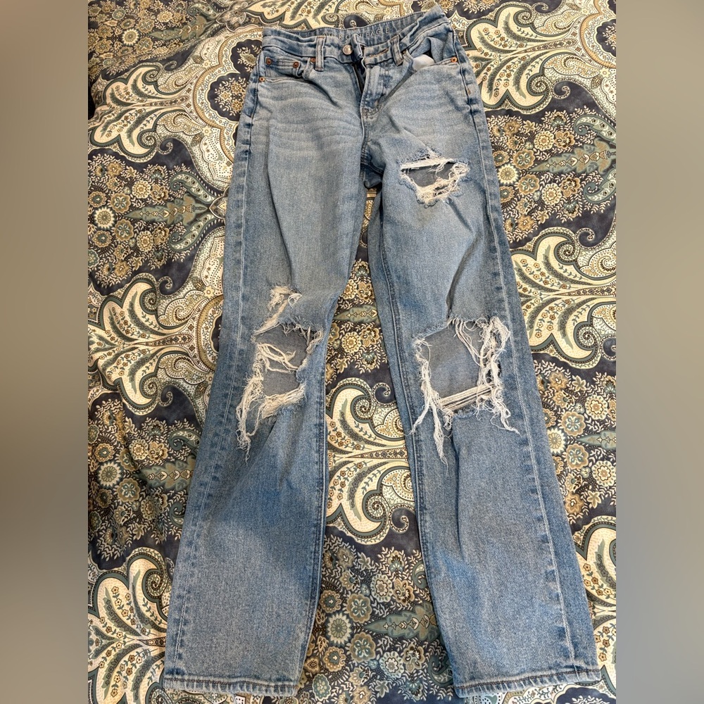 American Eagle Outfitters Light Blue Distressed Straight Leg Jeans